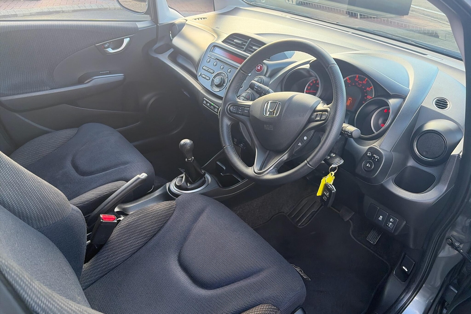 Used Honda Jazz 2015 for sale - 76408927: Photo 6