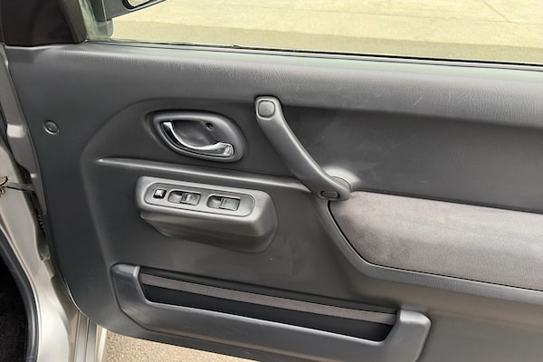 Used Suzuki Jimny 2017 for sale - 76306557: Photo 11