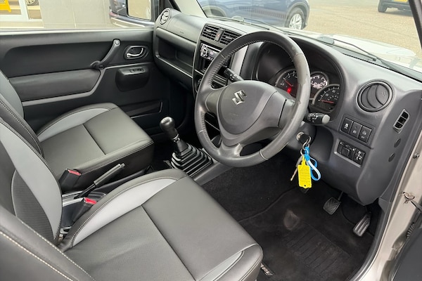 Used Suzuki Jimny 2017 for sale - 76306557: Photo 6