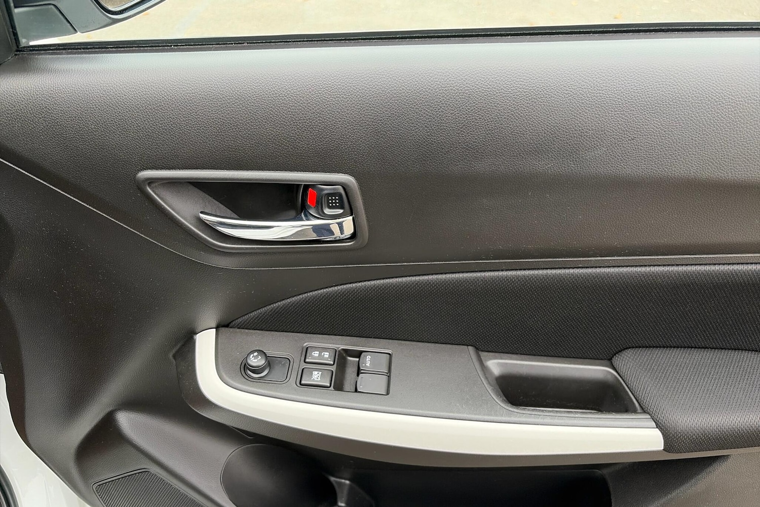 Used Suzuki Swift 2023 for sale - 76336184: Photo 11