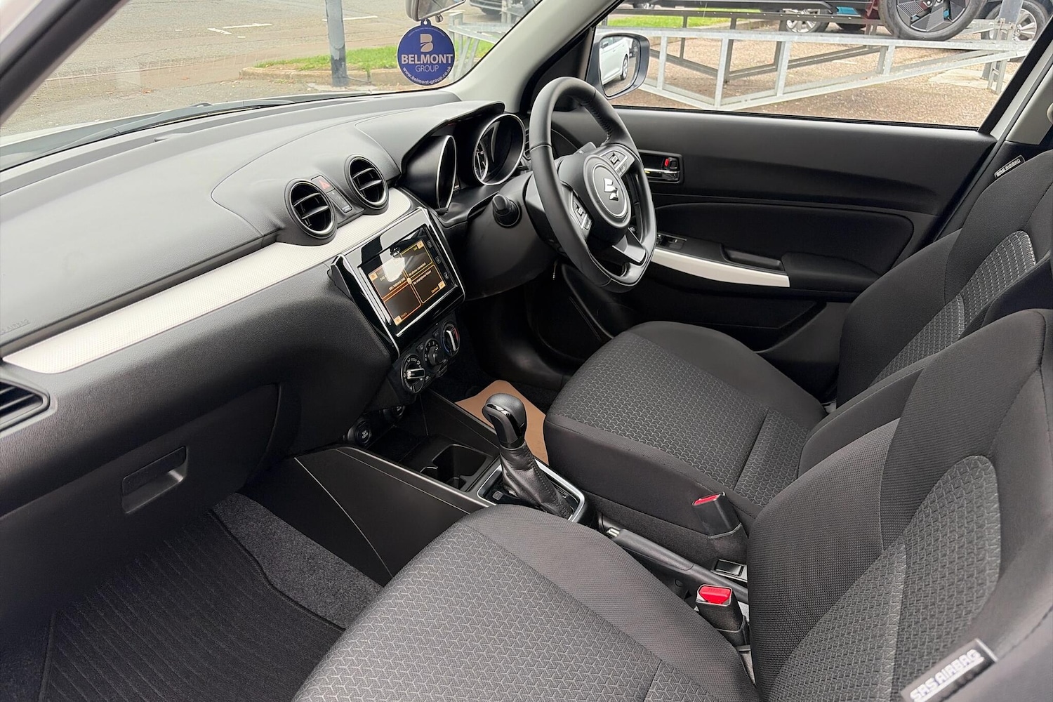 Used Suzuki Swift 2023 for sale - 76336184: Photo 2
