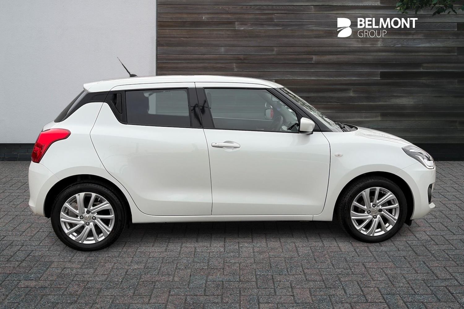 Used Suzuki Swift 2023 for sale - 76336184: Photo 4