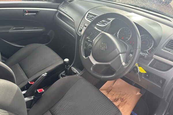 Used Suzuki Swift 2013 for sale - 76012784: Photo 6