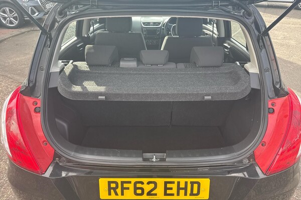 Used Suzuki Swift 2013 for sale - 76012784: Photo 9