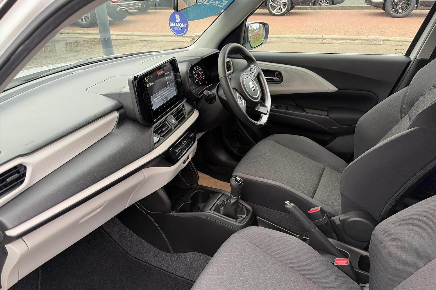 Used Suzuki Swift 2025 for sale - 76337582: Photo 2