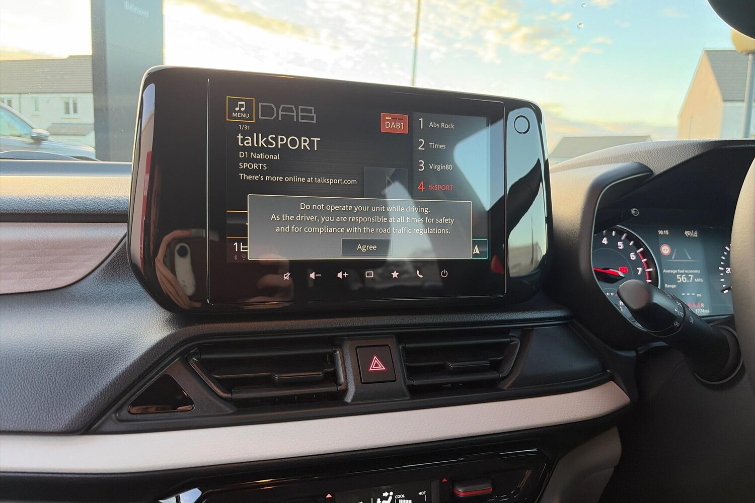 Used Suzuki Swift 2025 for sale - 76337843: Photo 8