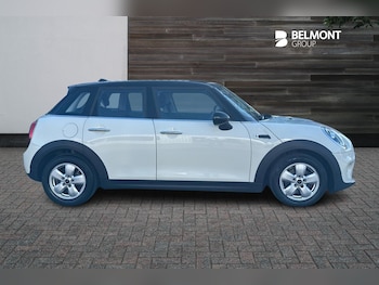 Used MINI Hatch 2018 for sale - 76166847: Photo