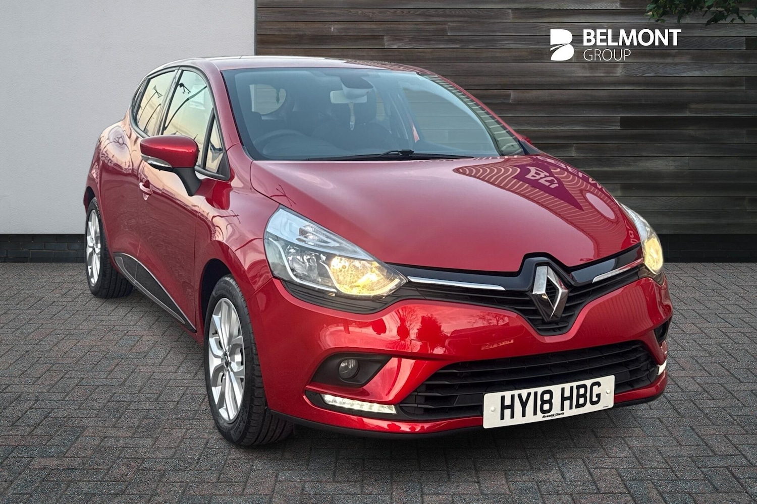 Used Renault Clio 2018 for sale - 76398242: Photo 1
