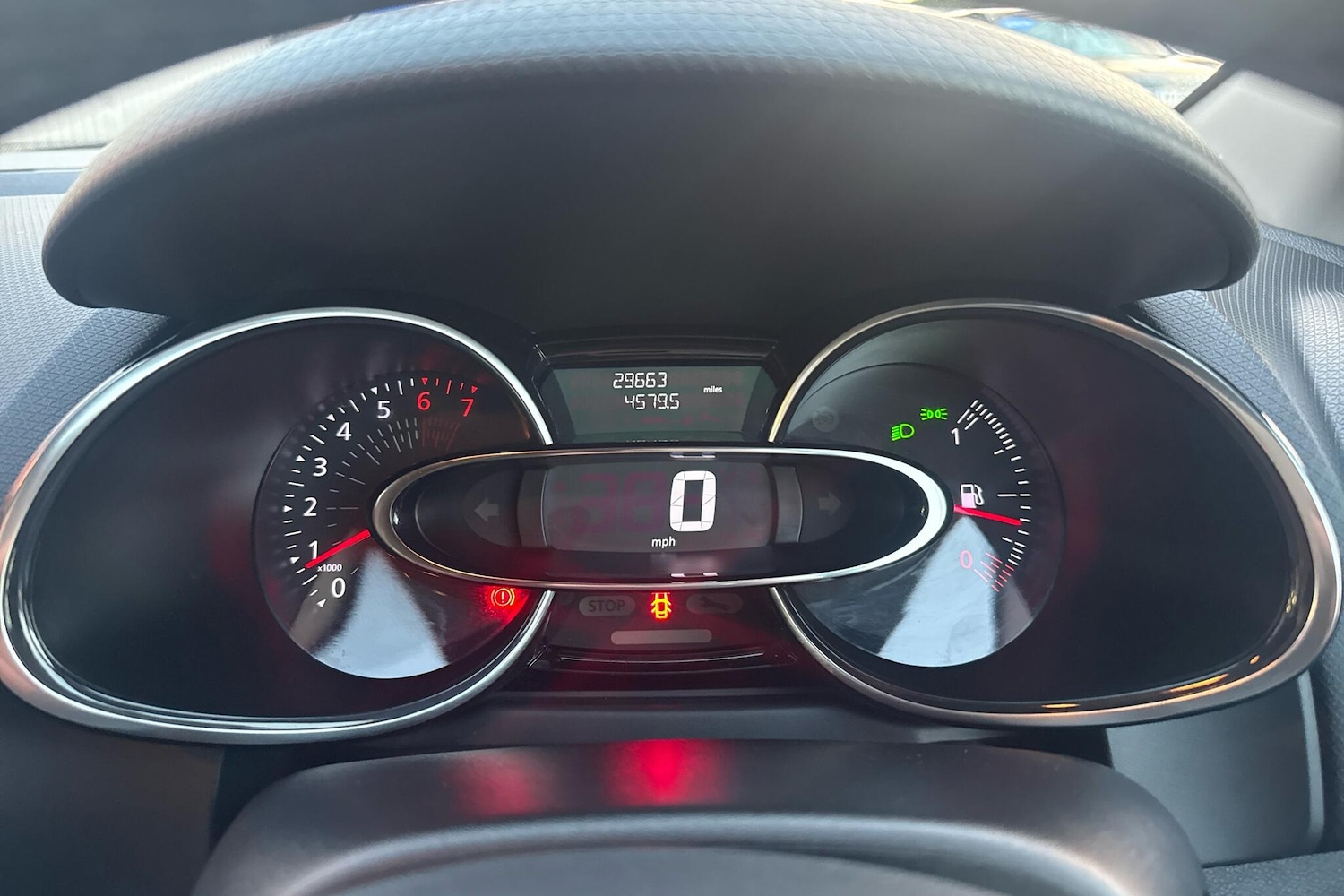 Used Renault Clio 2018 for sale - 76398242: Photo 15