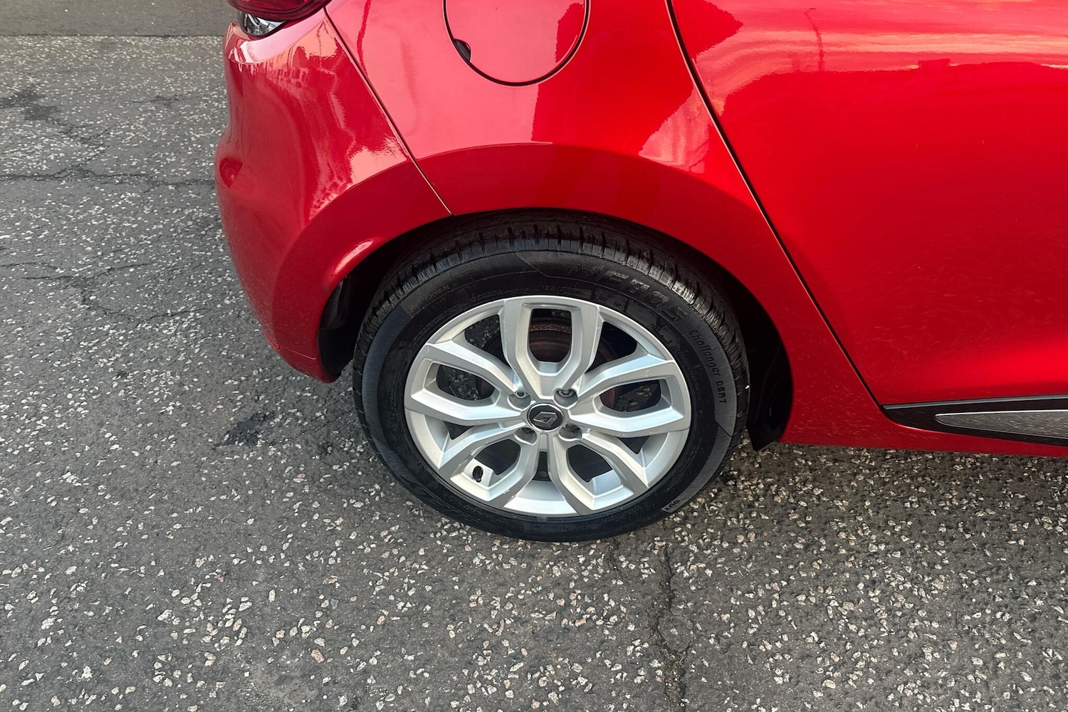 Used Renault Clio 2018 for sale - 76398242: Photo 16