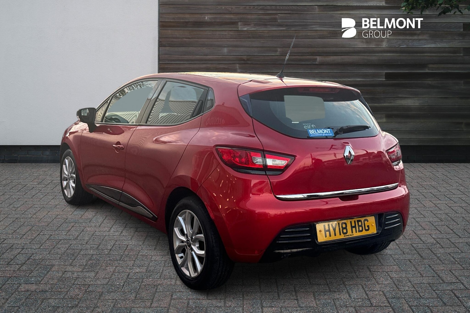 Used Renault Clio 2018 for sale - 76398242: Photo 3