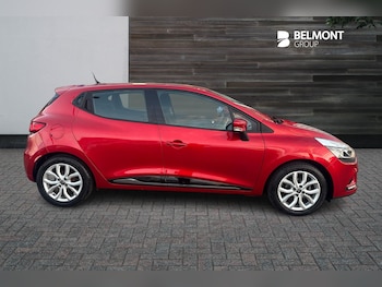 Used Renault Clio 2018 for sale - 76398242: Photo