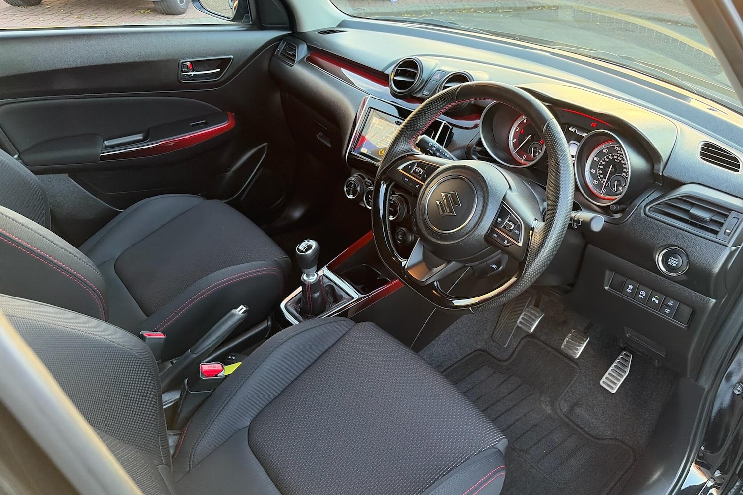 Used Suzuki Swift 2023 for sale - 76337126: Photo 6