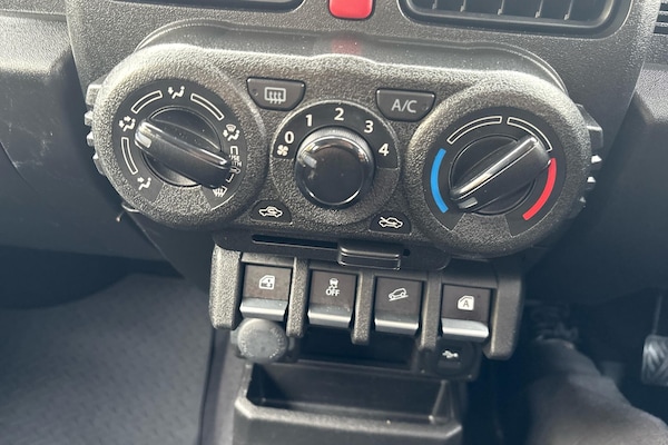 Used Suzuki Jimny 2019 for sale - 76215518: Photo 24