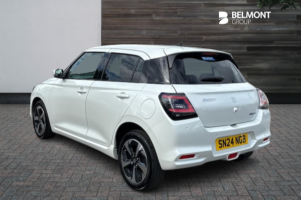 Used Suzuki Swift 2024 for sale - 76227275: Photo 3