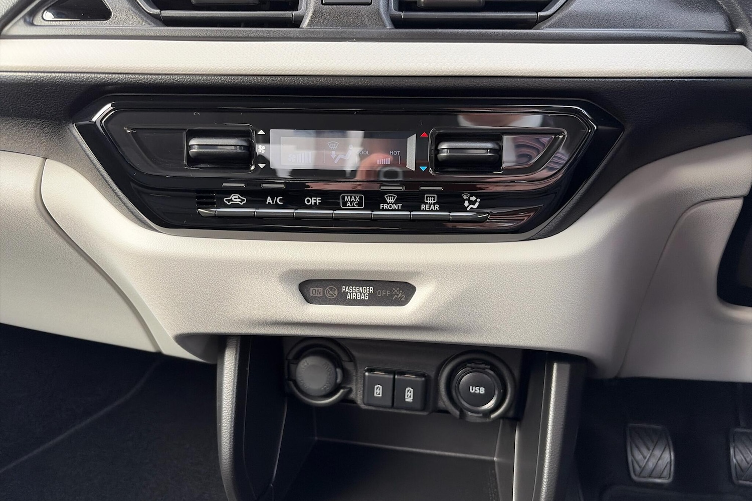 Used Suzuki Swift 2024 for sale - 76337519: Photo 14