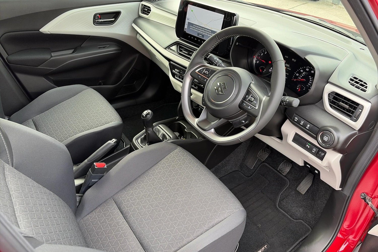 Used Suzuki Swift 2024 for sale - 76337519: Photo 6