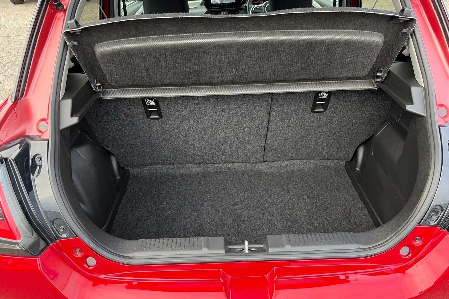 Used Suzuki Swift 2024 for sale - 76337519: Photo 9