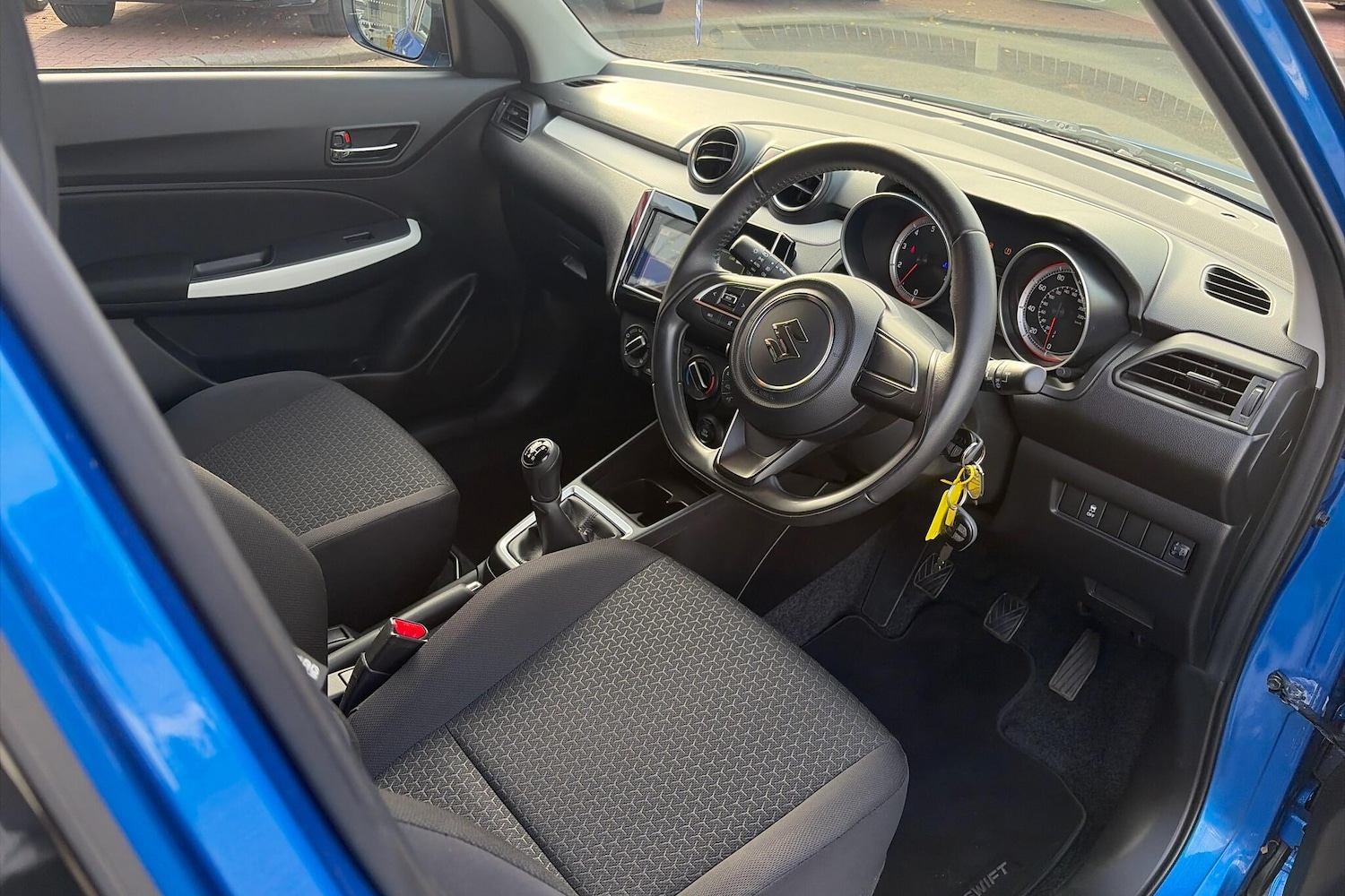 Used Suzuki Swift 2019 for sale - 76336127: Photo 6