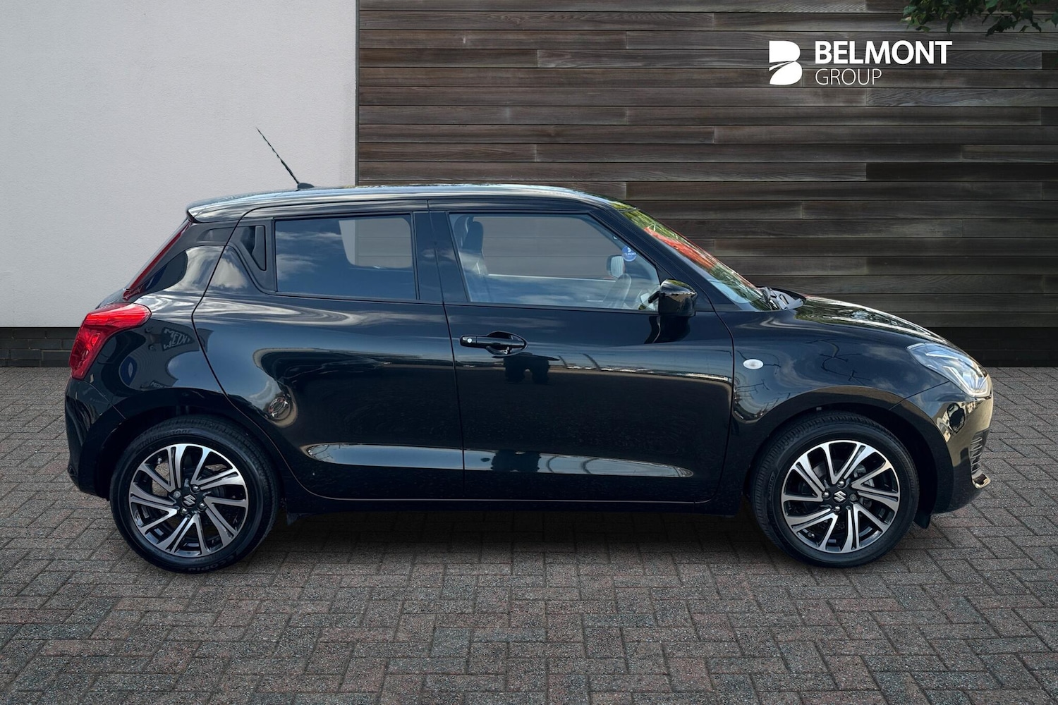 Used Suzuki Swift 2023 for sale - 76336316: Photo 4
