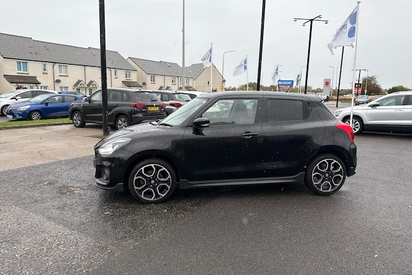 Used Suzuki Swift 2018 for sale - 76227645: Photo 14