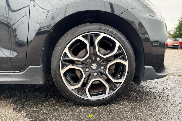 Used Suzuki Swift 2018 for sale - 76227645: Photo 5