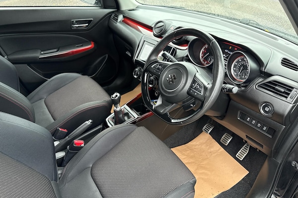 Used Suzuki Swift 2018 for sale - 76227645: Photo 6