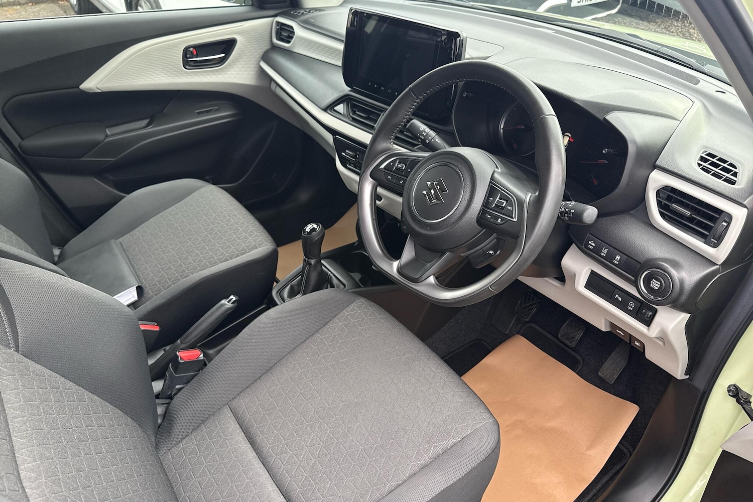Used Suzuki Swift 2024 for sale - 76336119: Photo 6