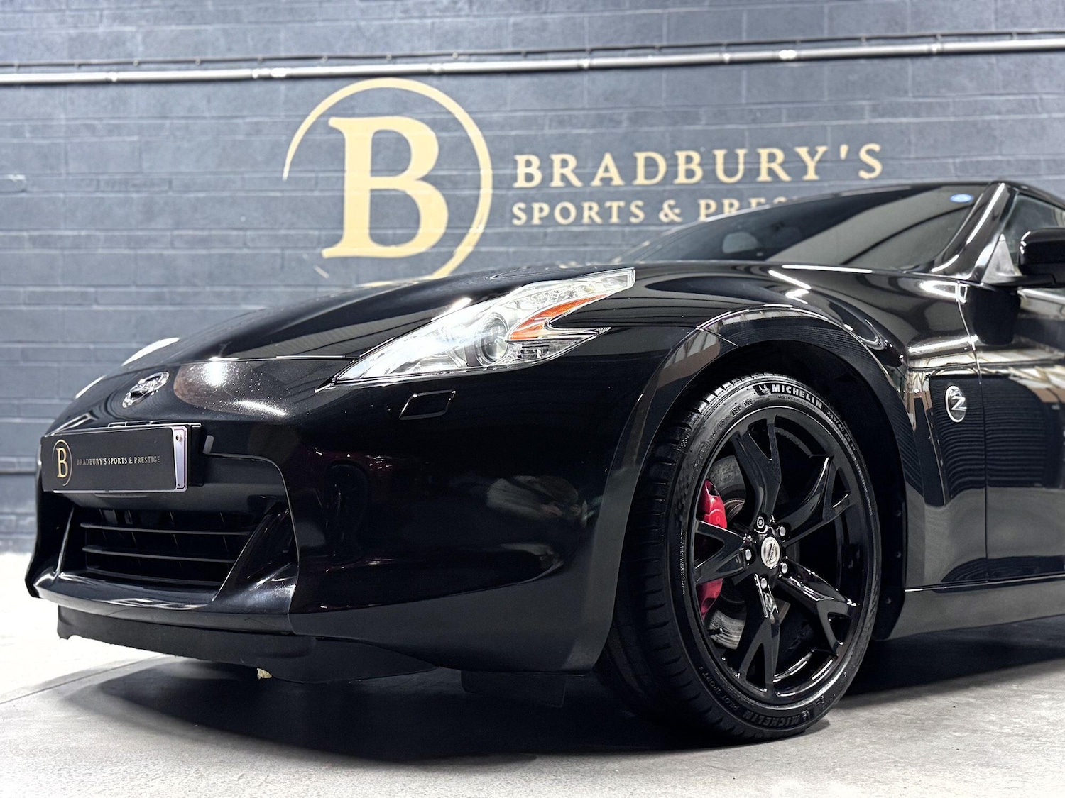 Used Nissan 370 Z 2011 for sale - 76793643: Photo 11