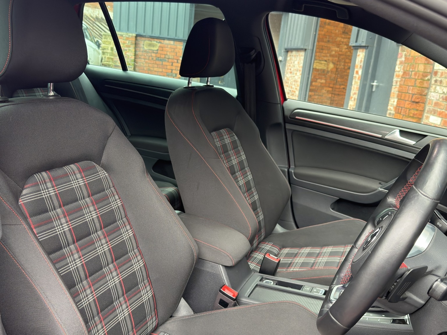 Used Volkswagen Golf 2017 for sale - 77709069: Photo 17