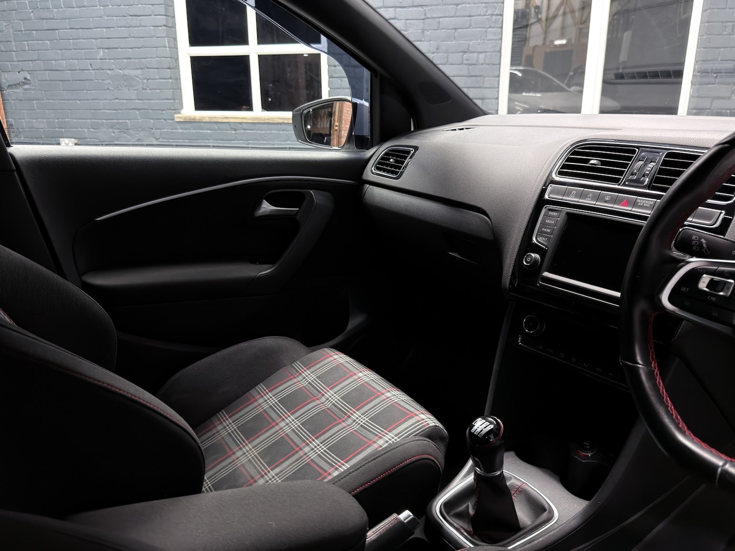 Used Volkswagen Polo 2016 for sale - 76579920: Photo 100