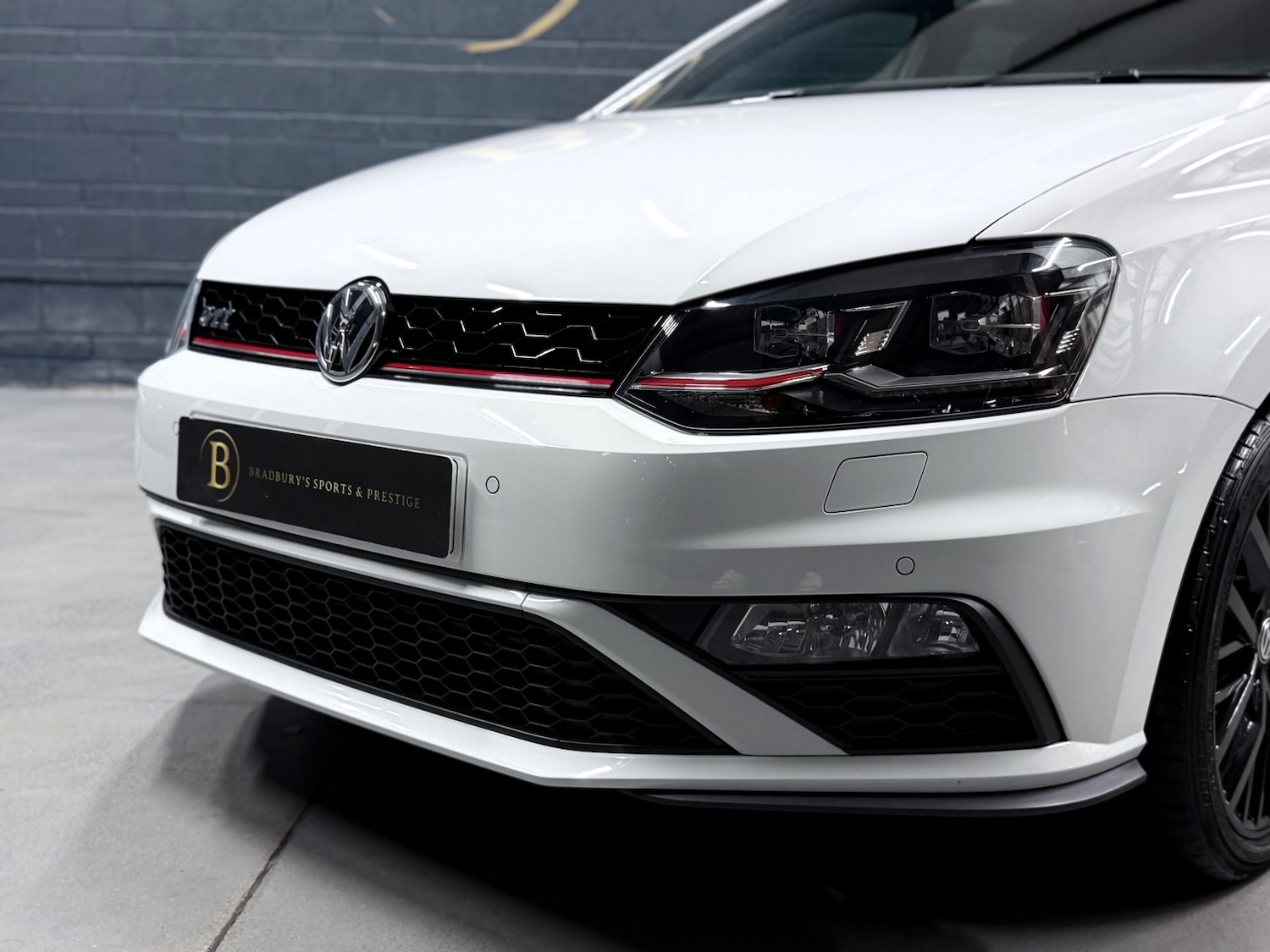 Used Volkswagen Polo 2016 for sale - 76579920: Photo 29