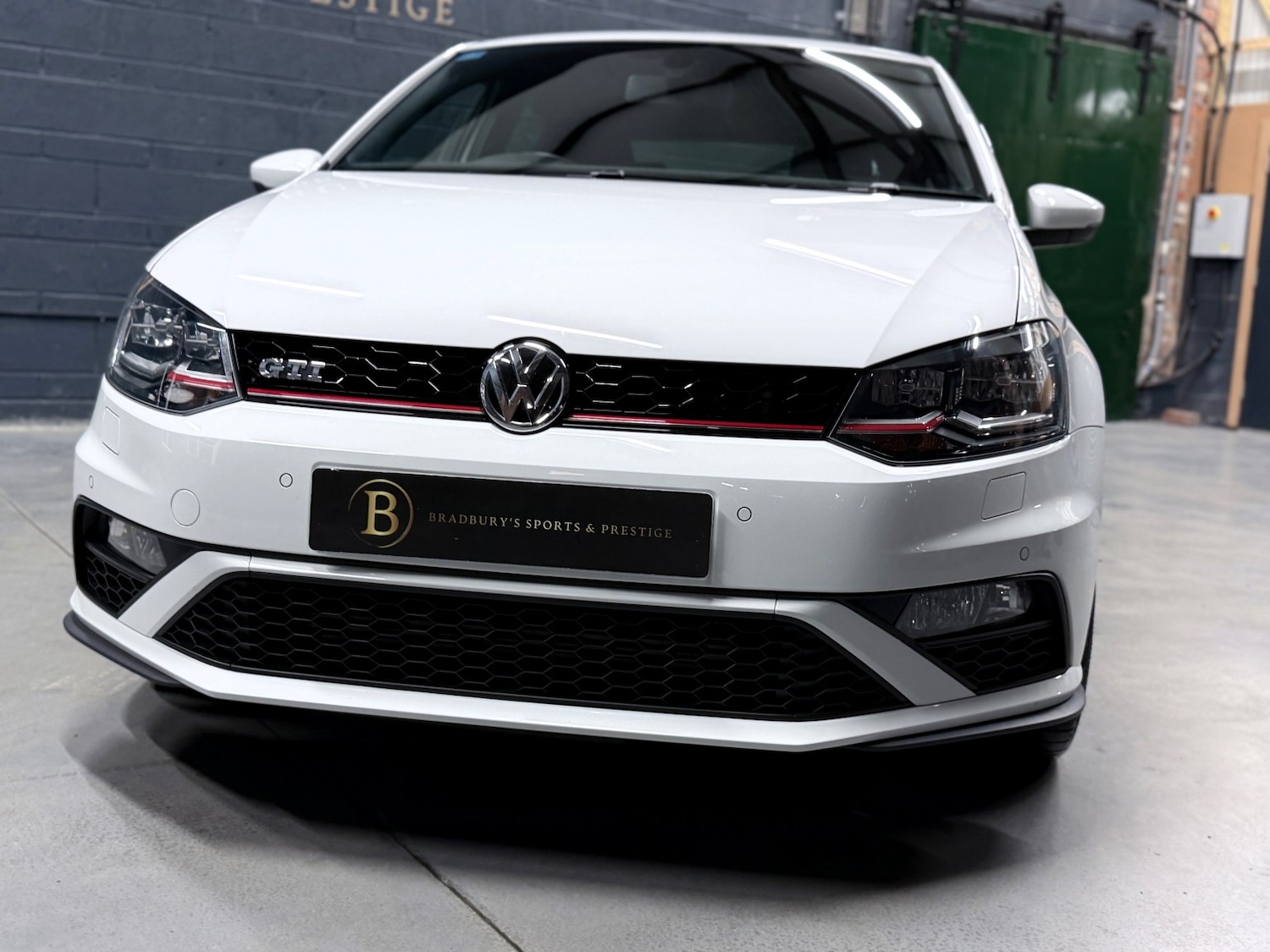 Used Volkswagen Polo 2016 for sale - 76579920: Photo 37