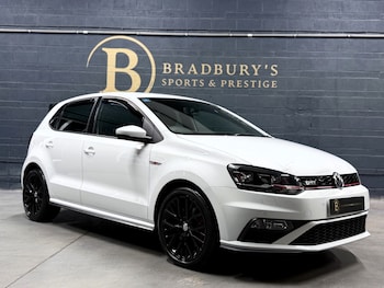 Used Volkswagen Polo 2016 for sale - 76579920: Photo