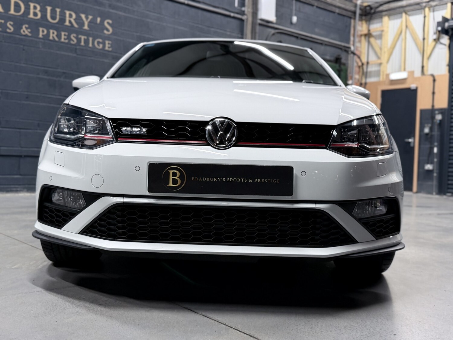 Used Volkswagen Polo 2016 for sale - 76579920: Photo 40