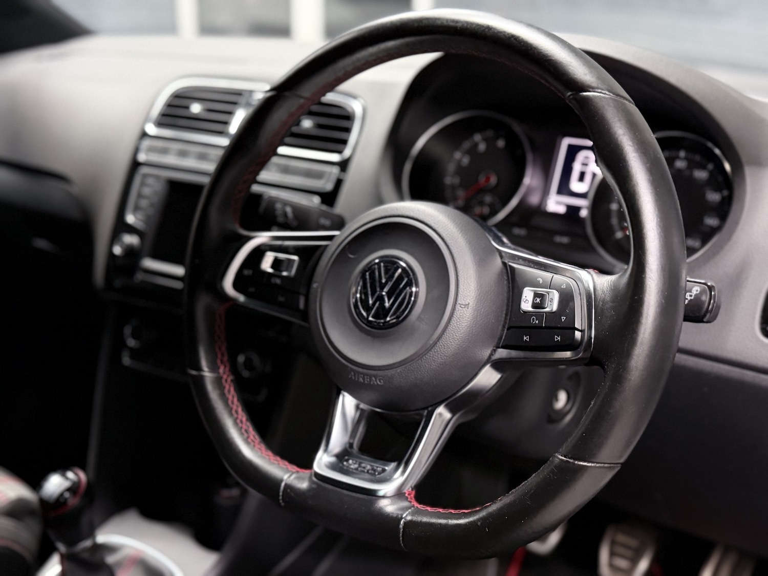 Used Volkswagen Polo 2016 for sale - 76579920: Photo 97