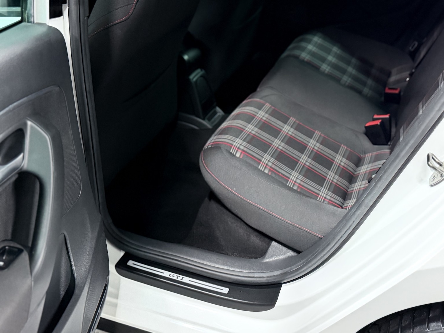 Used Volkswagen Polo 2016 for sale - 77261687: Photo 86