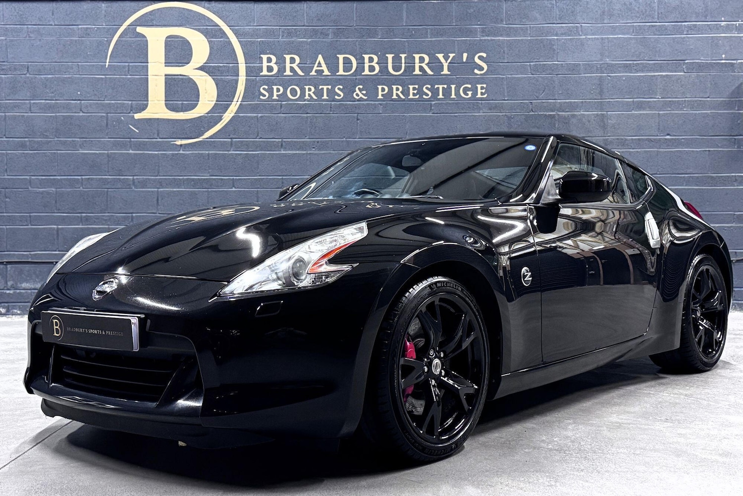 Used Nissan 370 Z 2011 for sale - 77261686: Photo 2