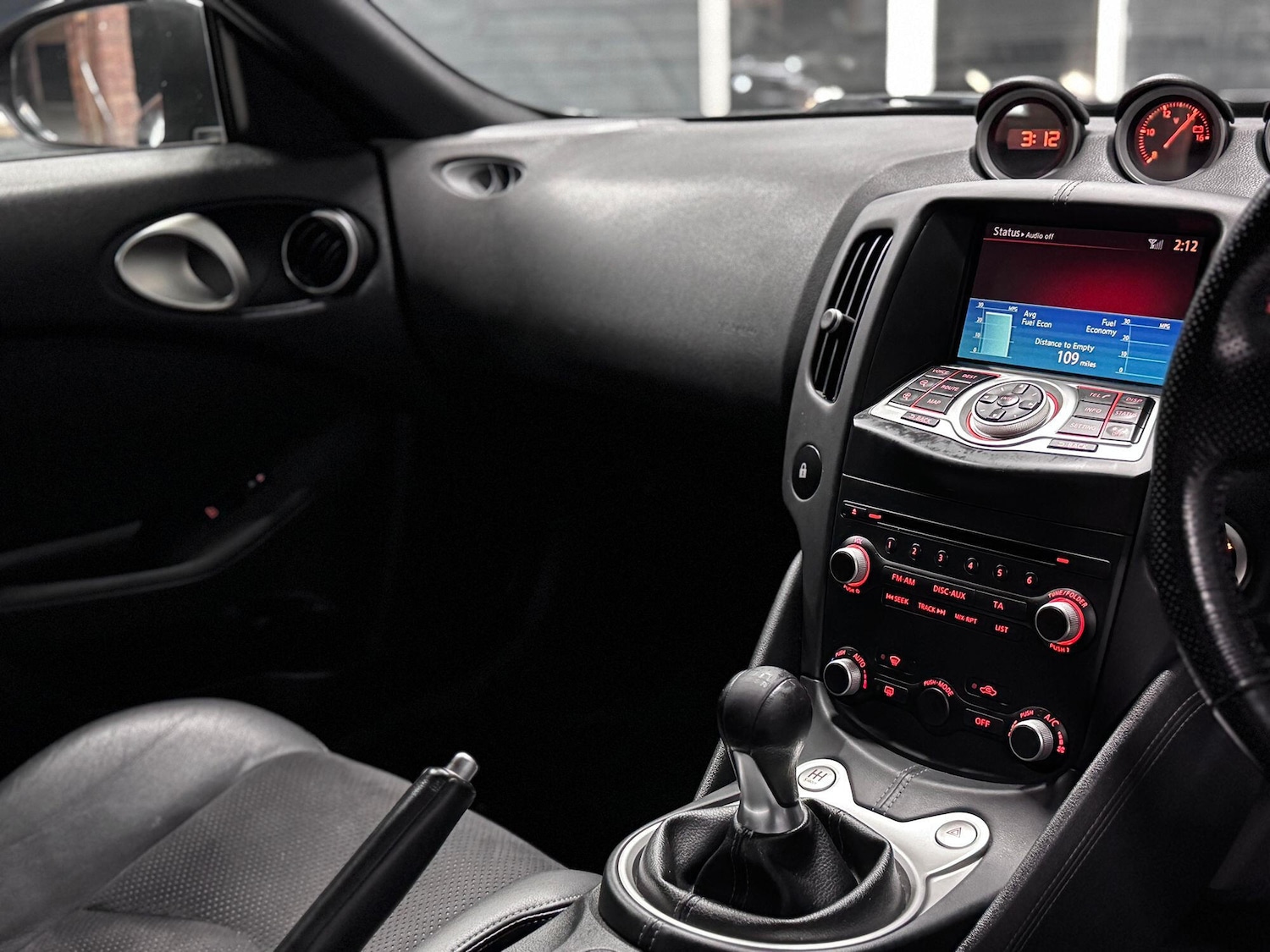 Used Nissan 370 Z 2011 for sale - 77261686: Photo 40