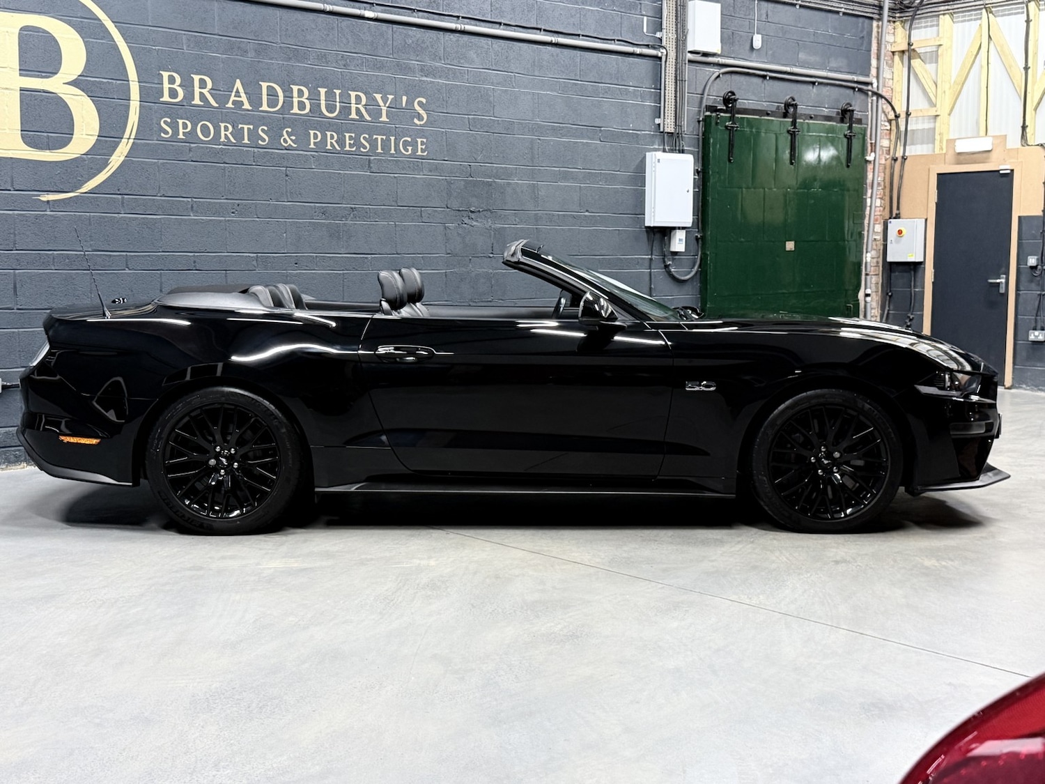 Used Ford Mustang 2018 for sale - 78084440: Photo 22