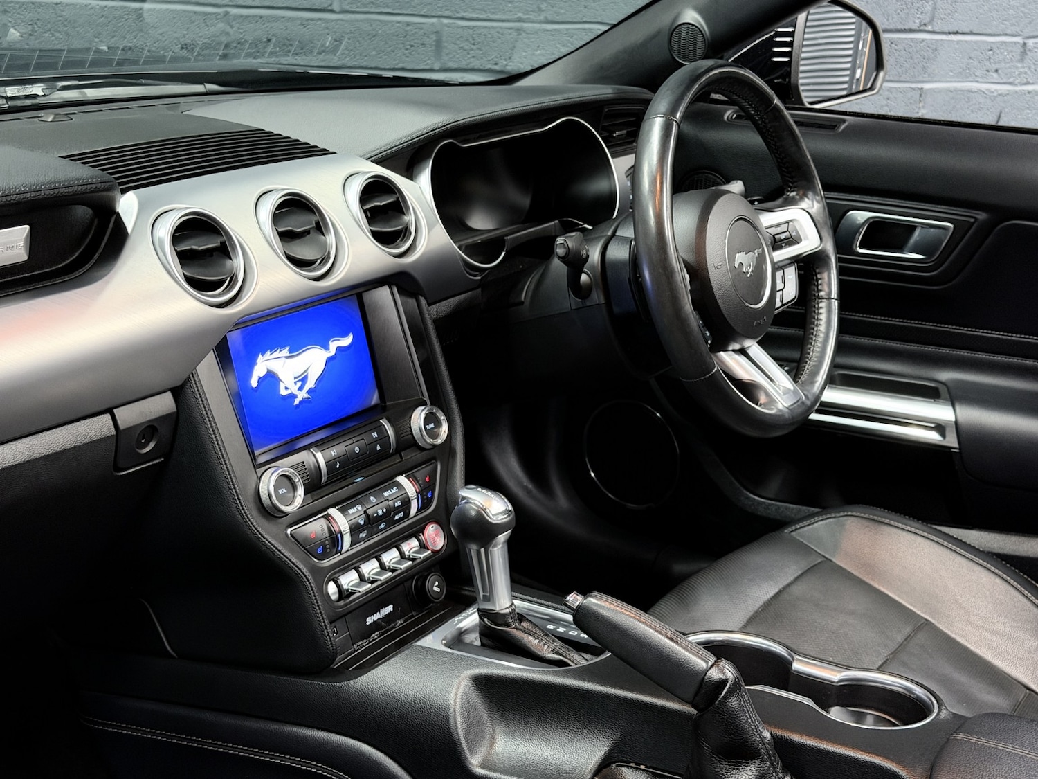 Used Ford Mustang 2018 for sale - 78084440: Photo 37