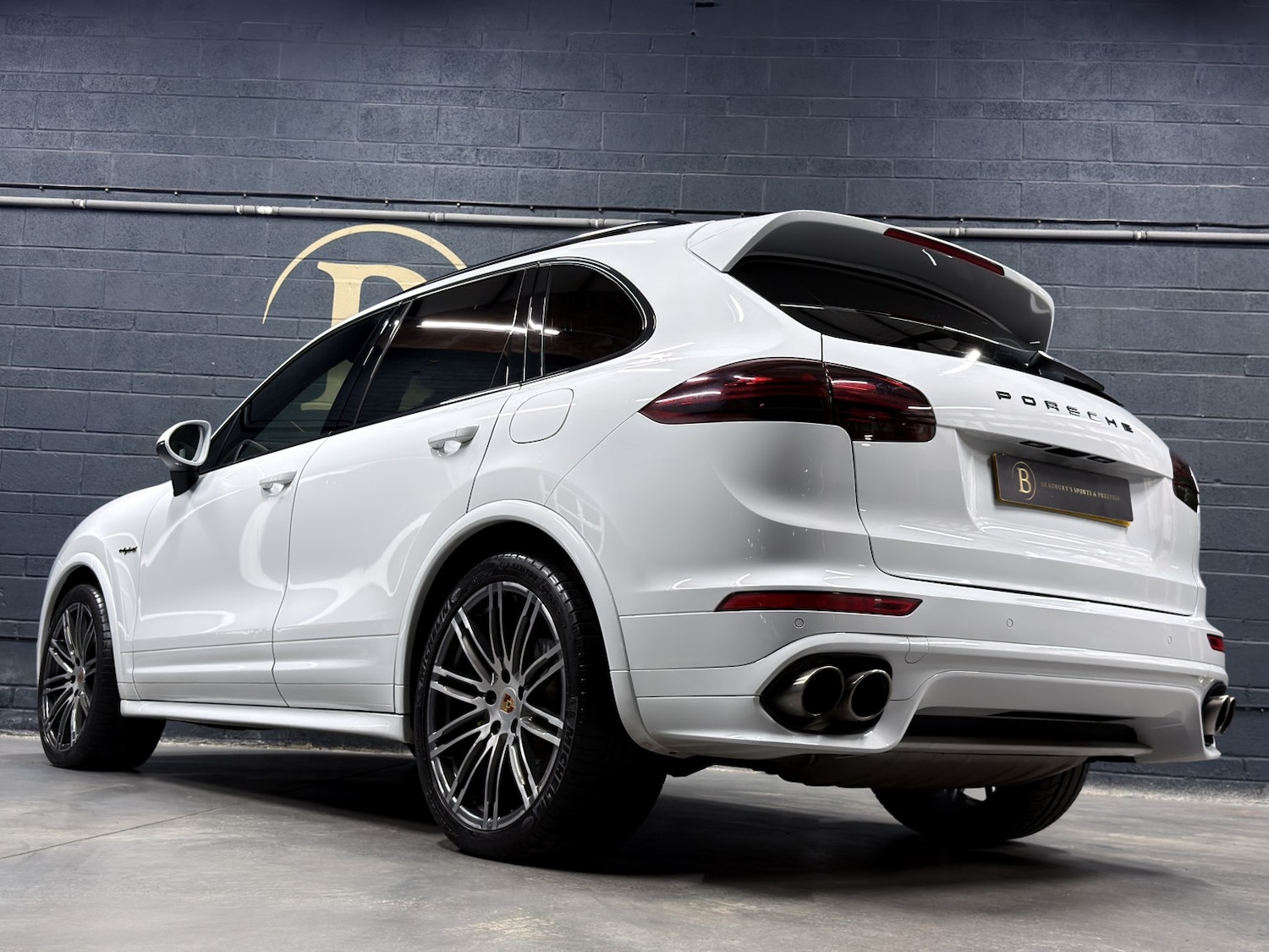 Used Porsche Cayenne 2017 for sale - 76725576: Photo 41