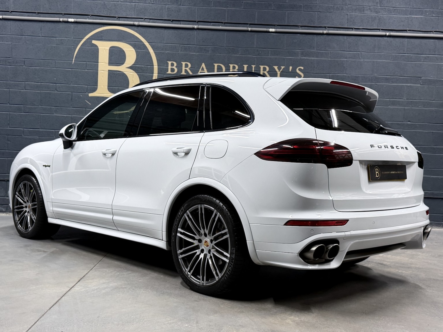 Used Porsche Cayenne 2017 for sale - 76725576: Photo 45