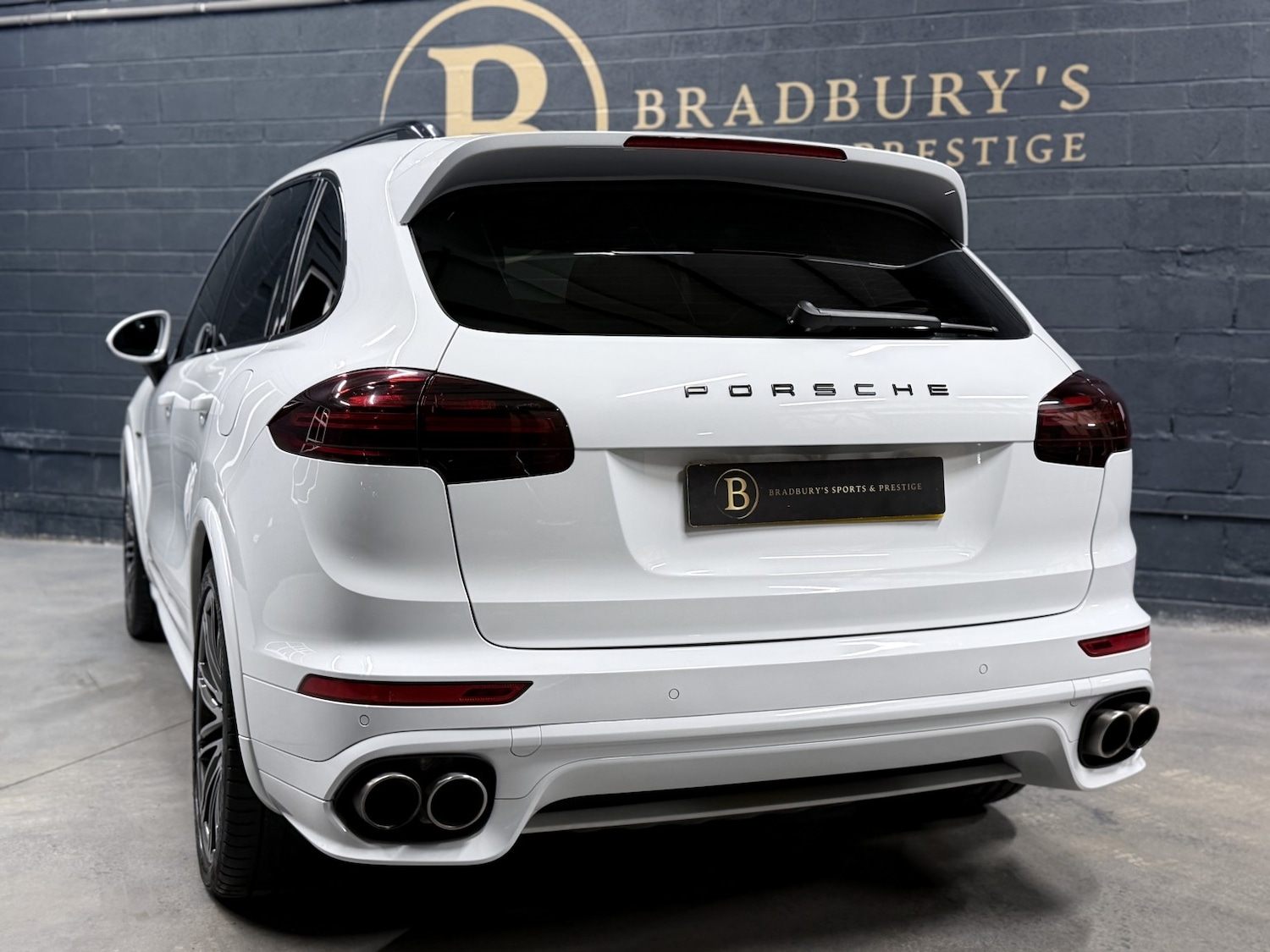 Used Porsche Cayenne 2017 for sale - 76725576: Photo 47