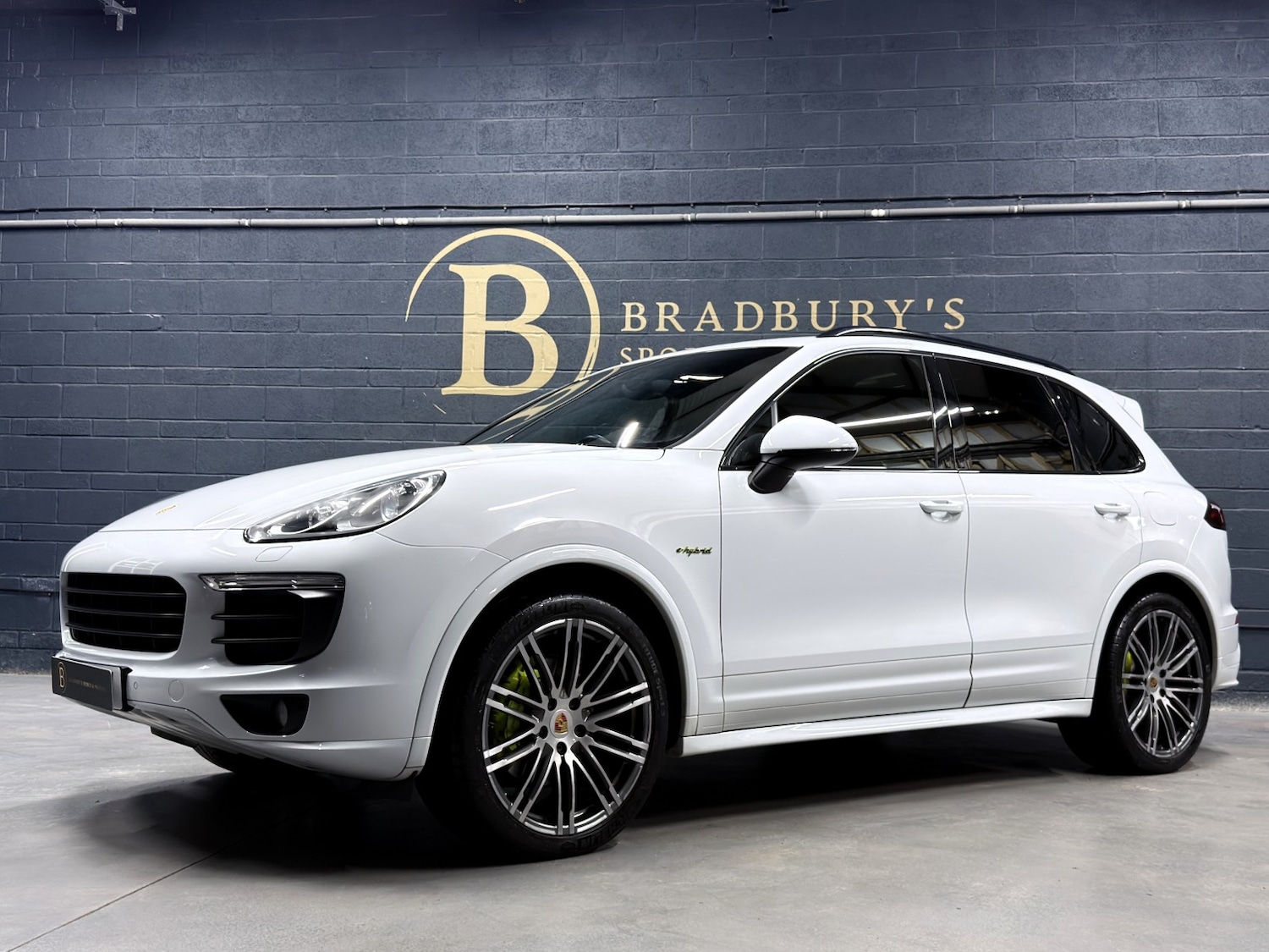 Used Porsche Cayenne 2017 for sale - 76725576: Photo 5