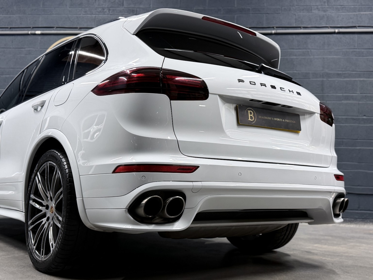 Used Porsche Cayenne 2017 for sale - 76725576: Photo 53