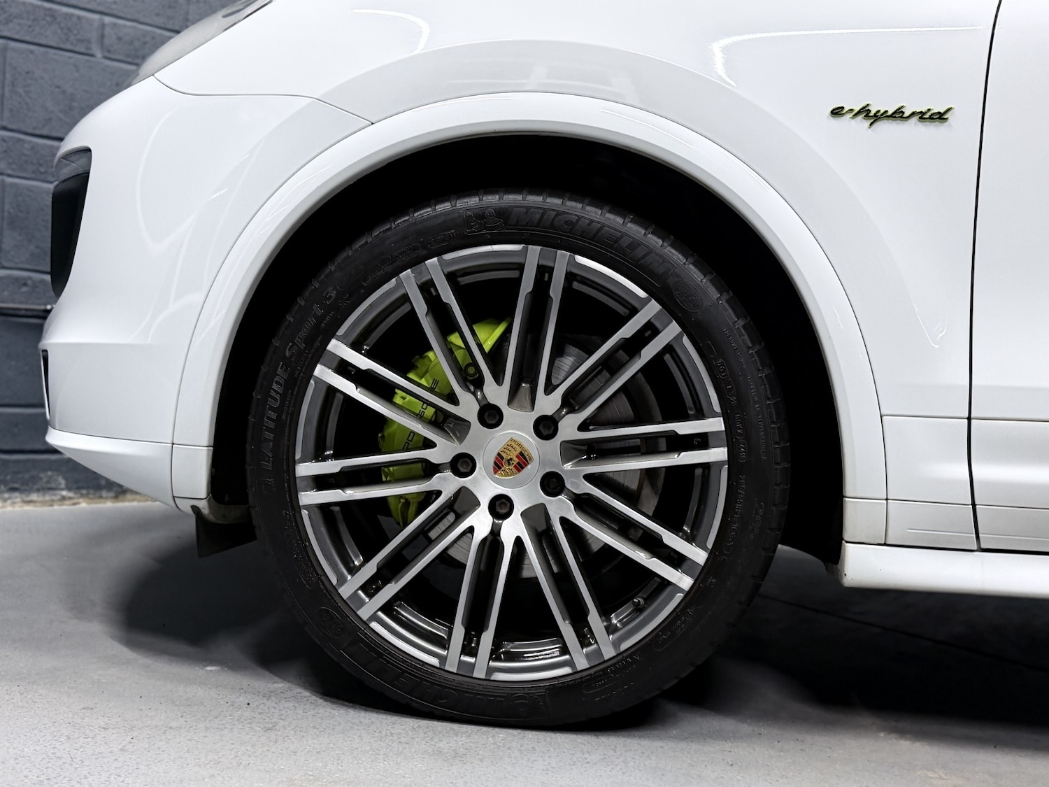 Used Porsche Cayenne 2017 for sale - 76725576: Photo 57