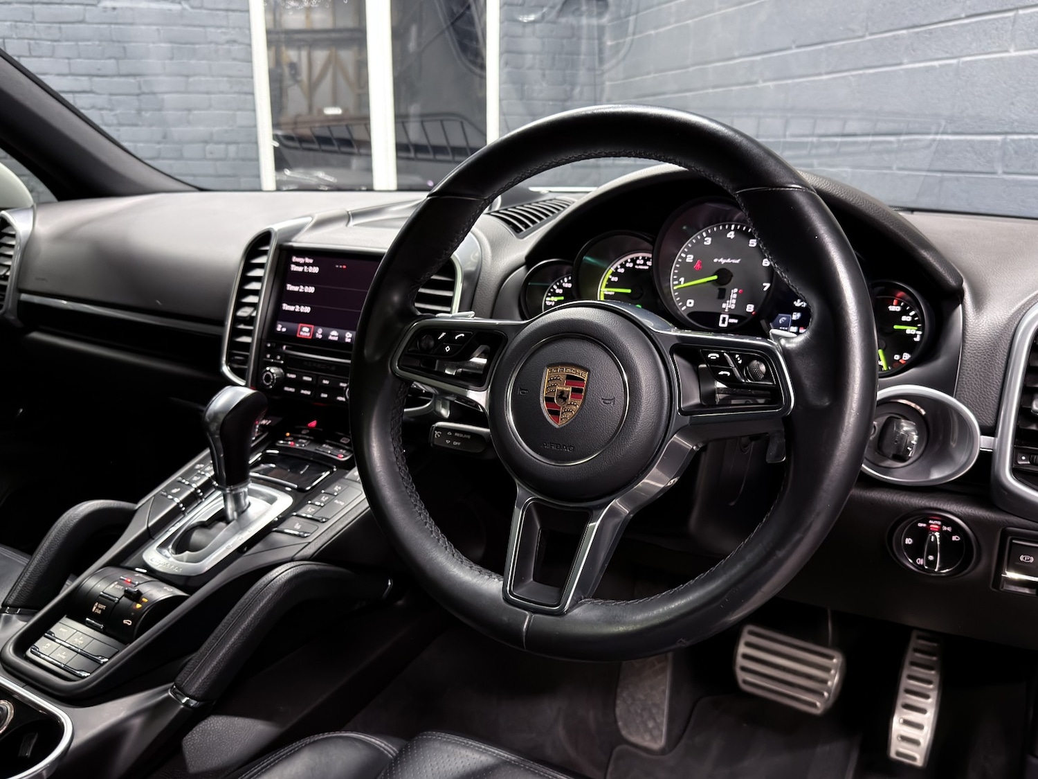 Used Porsche Cayenne 2017 for sale - 76725576: Photo 65