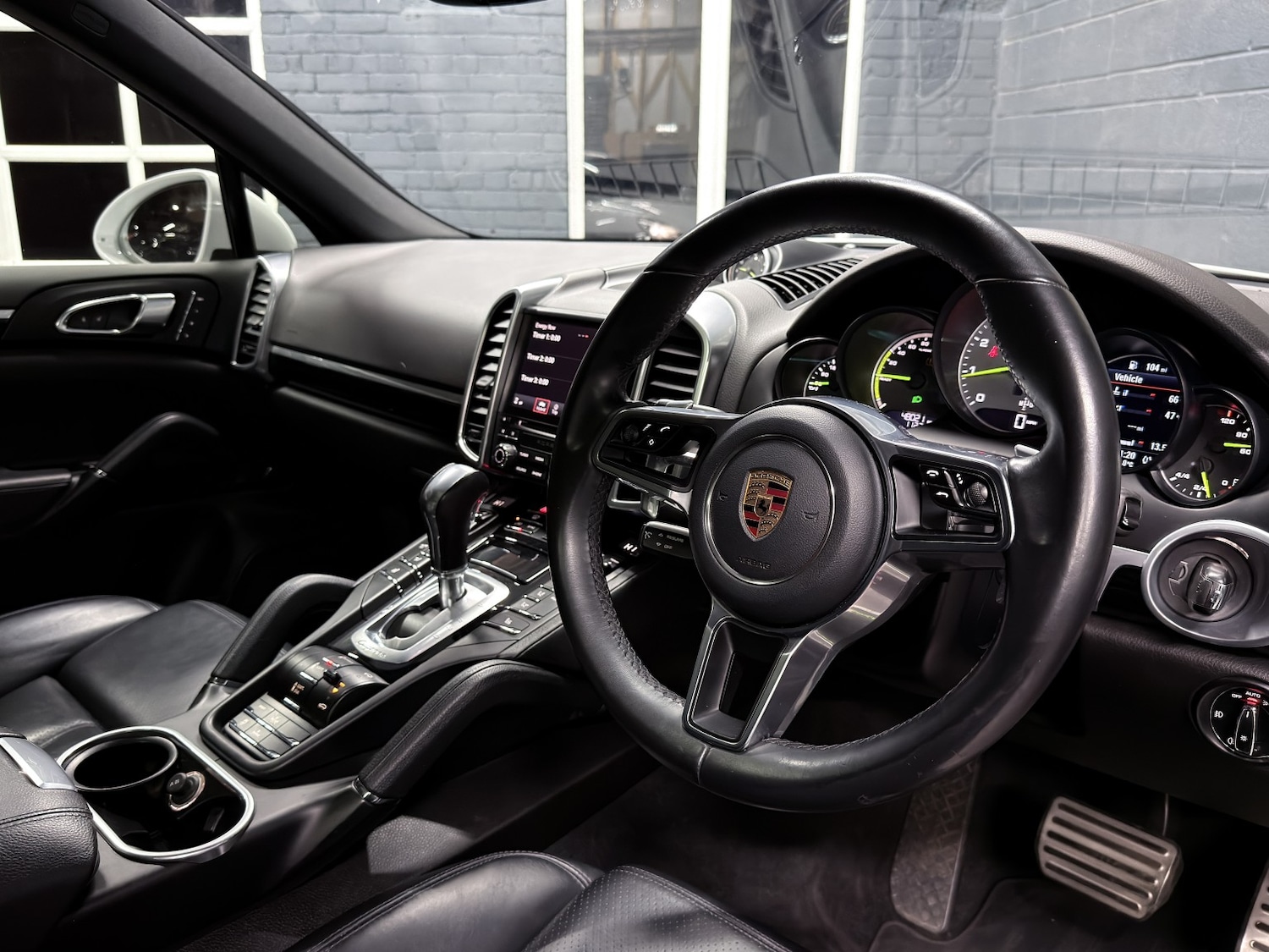 Used Porsche Cayenne 2017 for sale - 76725576: Photo 66