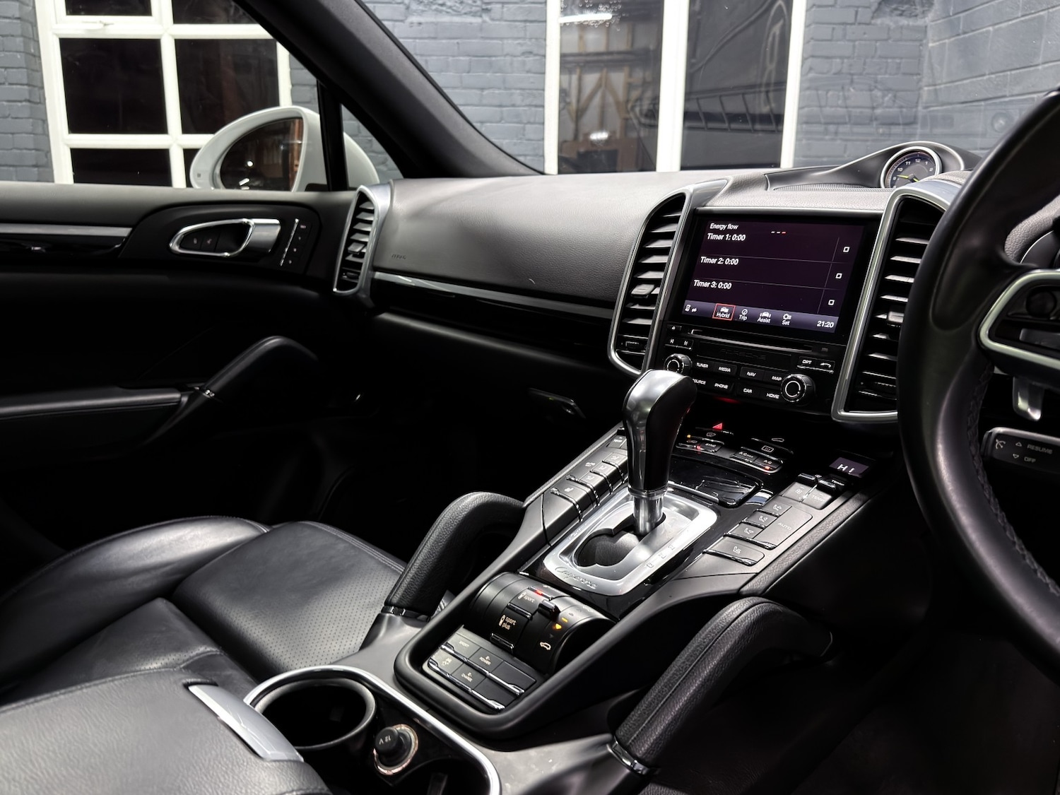 Used Porsche Cayenne 2017 for sale - 76725576: Photo 69